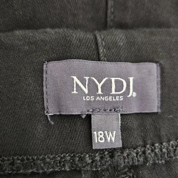 NYDJ Alina Skinny Jeans Black Lift Tuck High Rise Pull On Dark Wash Denim 18W - Picture 3 of 6